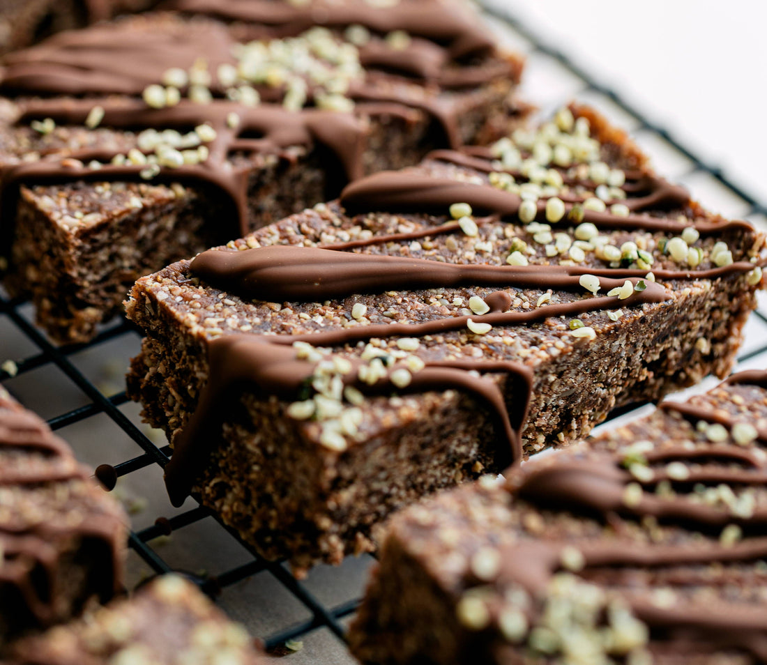 #TheSuperKids Chocolate Oat And Coconut Protein Bars