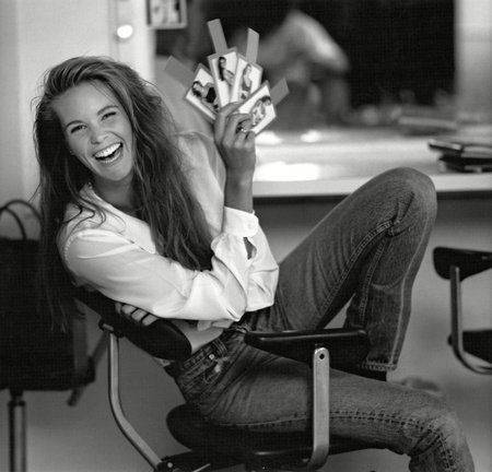 Elle’s Letter to Her Younger Self